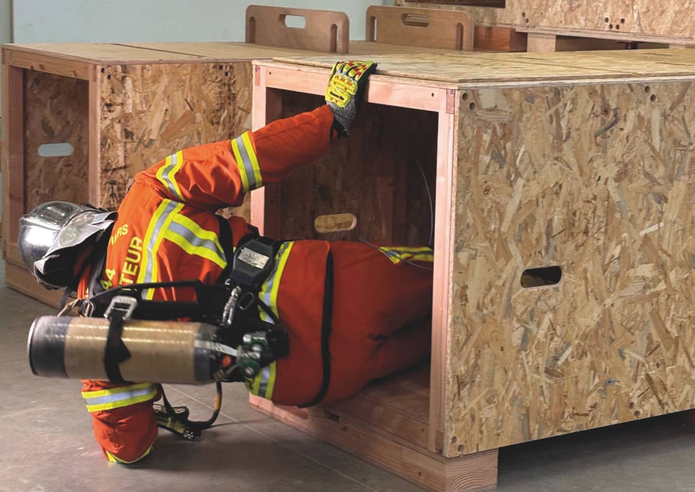 ESB designs a wooden training course for the firefighters of Loire-Atlantique
